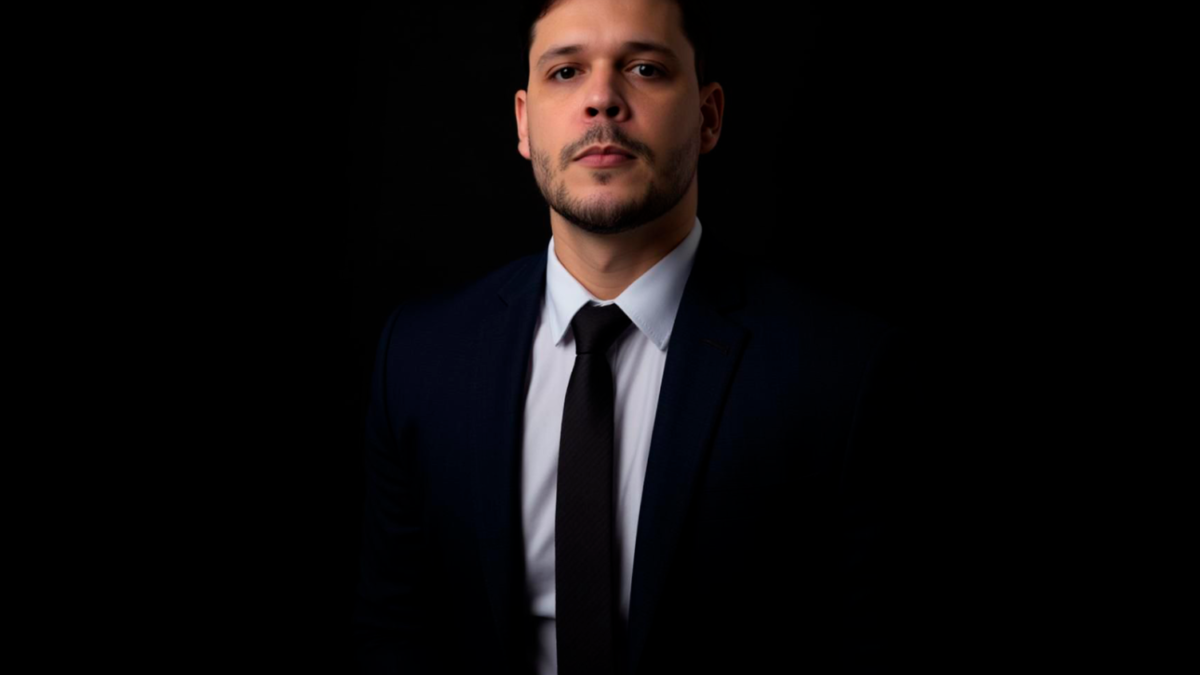 Juros Abusivos e Bloqueios Judiciais: Entrevista com o Dr. Matheus Machado
