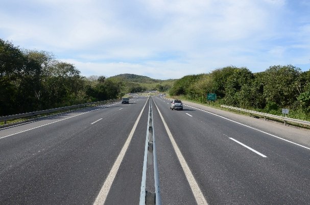 ViaLagos se prepara para receber mais de 296 mil veículos durante feriadão de Tiradentes e São Jorge
