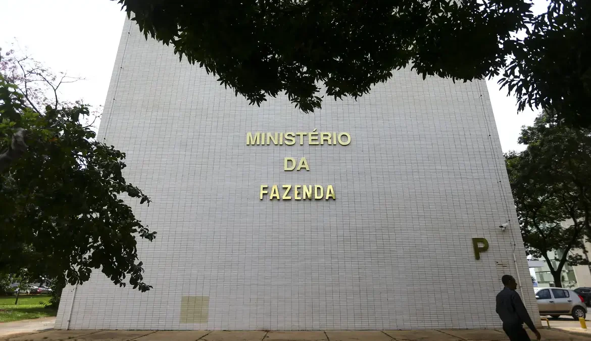 Fazenda alerta sobre falso site do Novo Desenrola