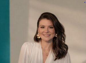 Arquiteta e Urbanista, Jéssica Loures explica como a organização do espaço influencia o desenvolvimento infantil e fortalece a autonomia dentro de casa
