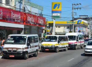 Vans de Rio das Ostras recebem autorização para embarque e desembarque no Parque dos Tubos, em Macaé