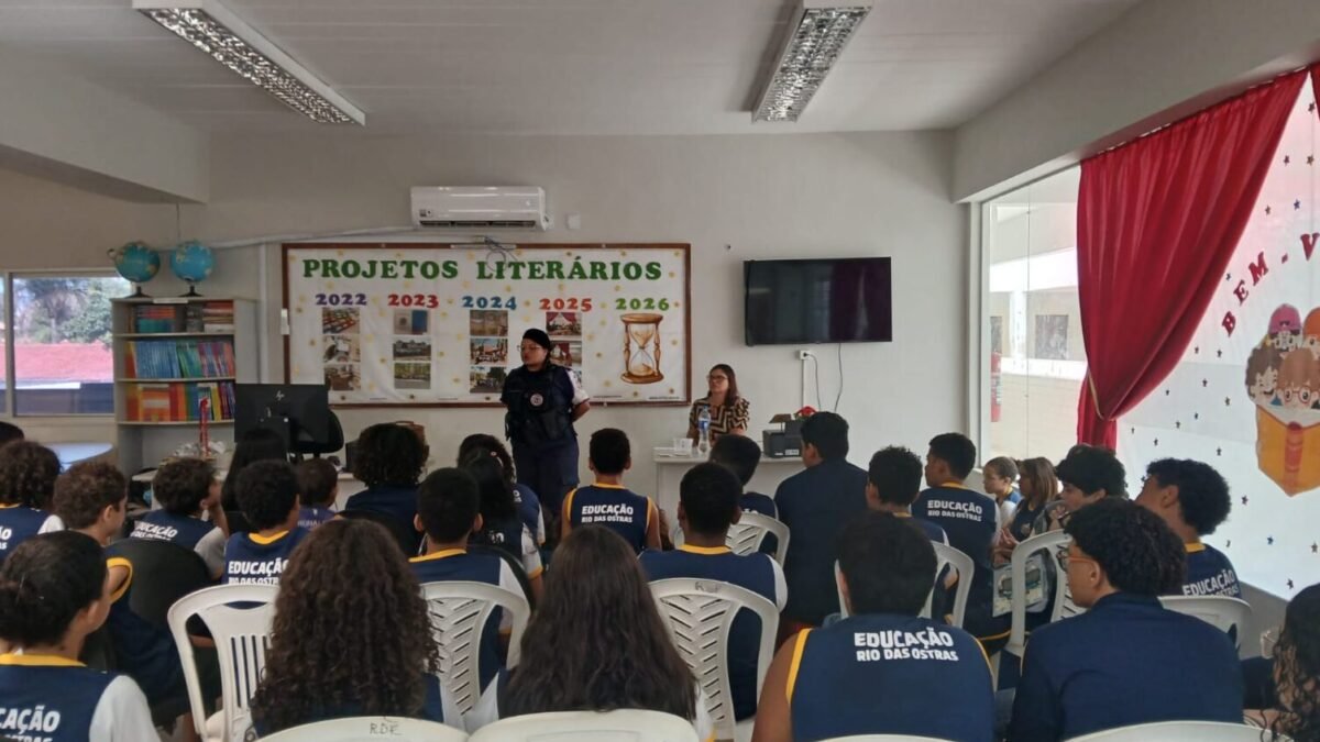 Segurança Pública leva palestras às escolas de Rio das Ostras