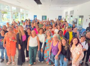 Procon faz ação de conscientização sobre golpes digitais contra idosos