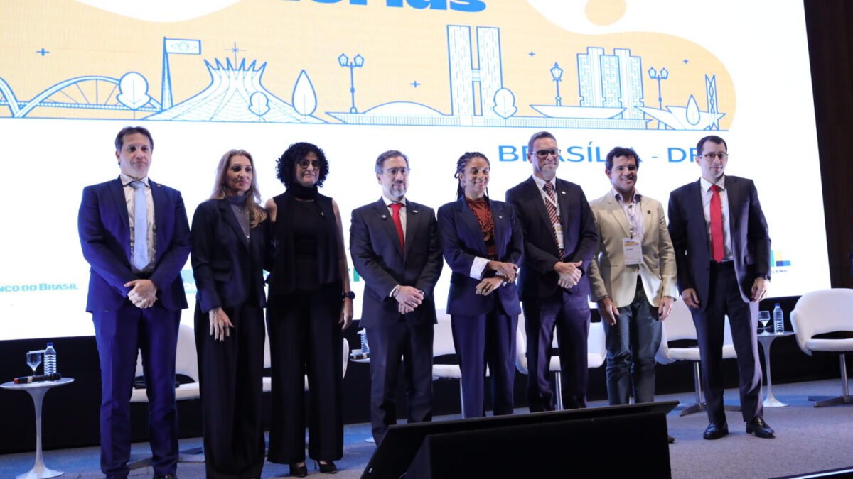 Macaé apresenta práticas de gestão pública em Seminário Internacional de Ouvidorias em Brasília