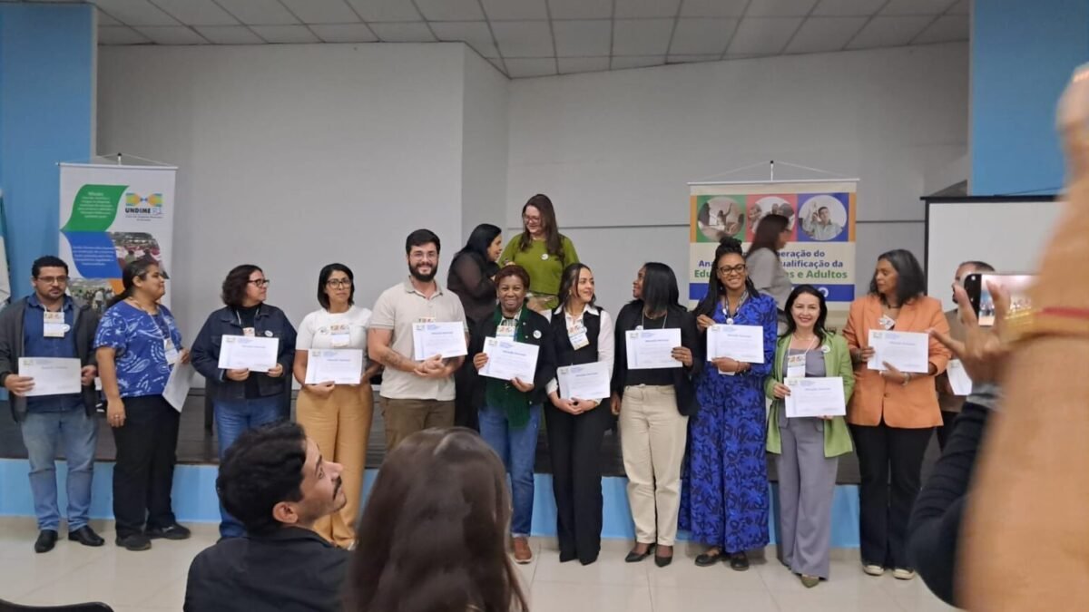 Macaé participa do Fórum de Partilha do Pacto Nacional pela Superação do Analfabetismo e Qualificação da EJA