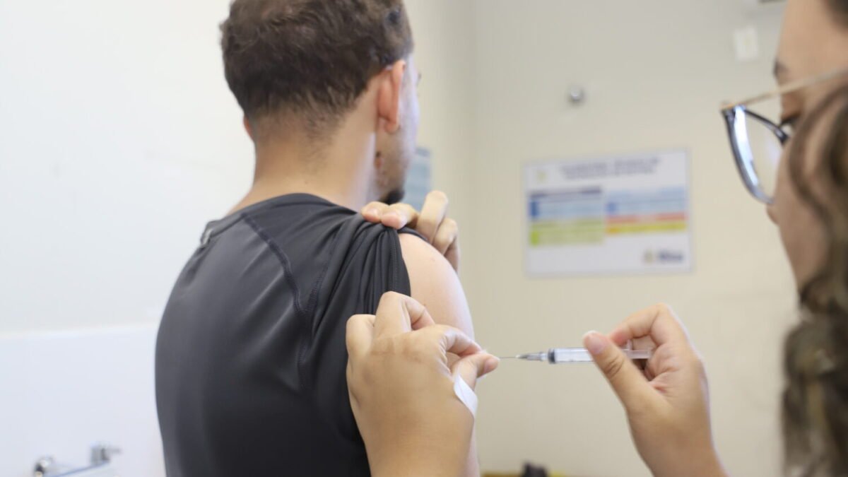 Rio das Ostras estende vacinação de influenza ao público em geral