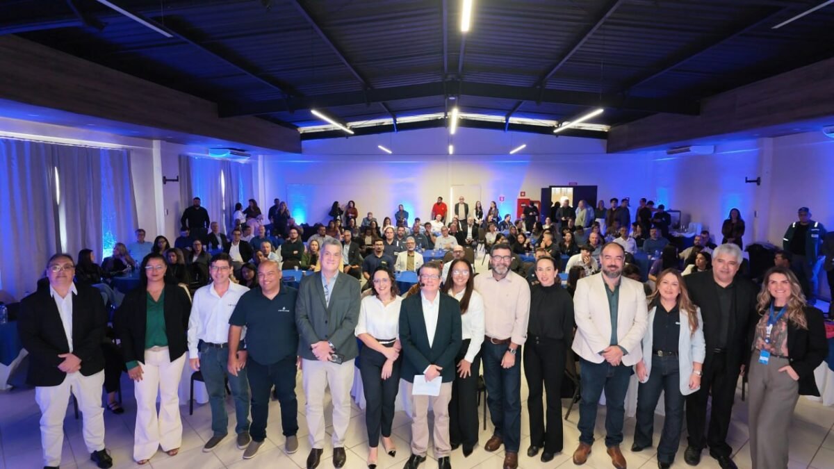 Rio das Ostras sedia evento que aproxima fornecedores locais de empresas do setor de óleo e gás