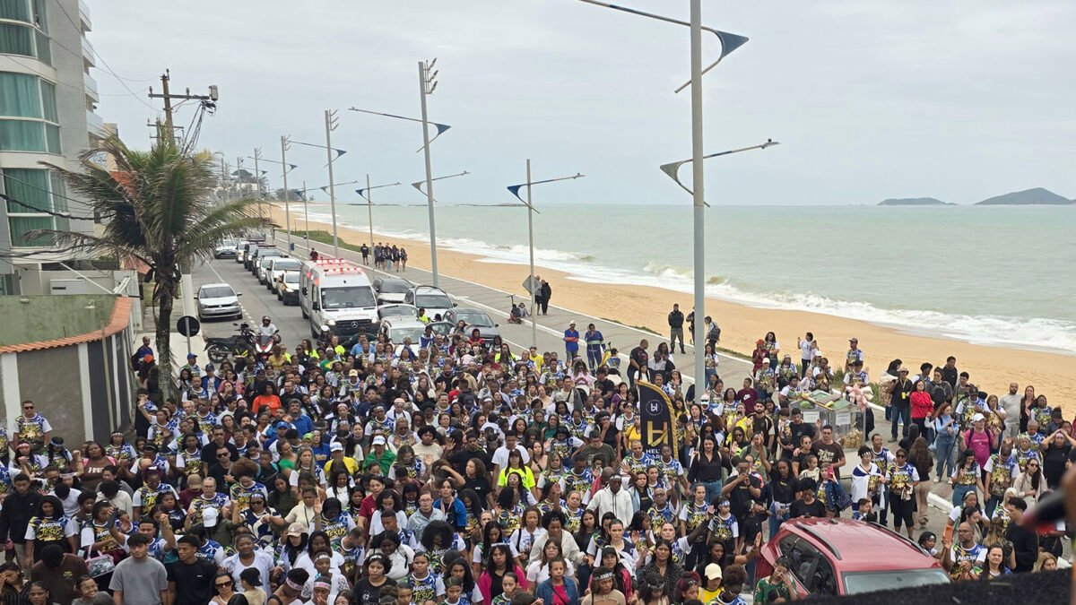 Macaé celebra fé e união na 17ª Marcha para Jesus