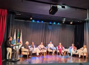 Municípios da Baixada Litorânea se reúnem para fortalecer o SUS em Seminário de Educação Permanente