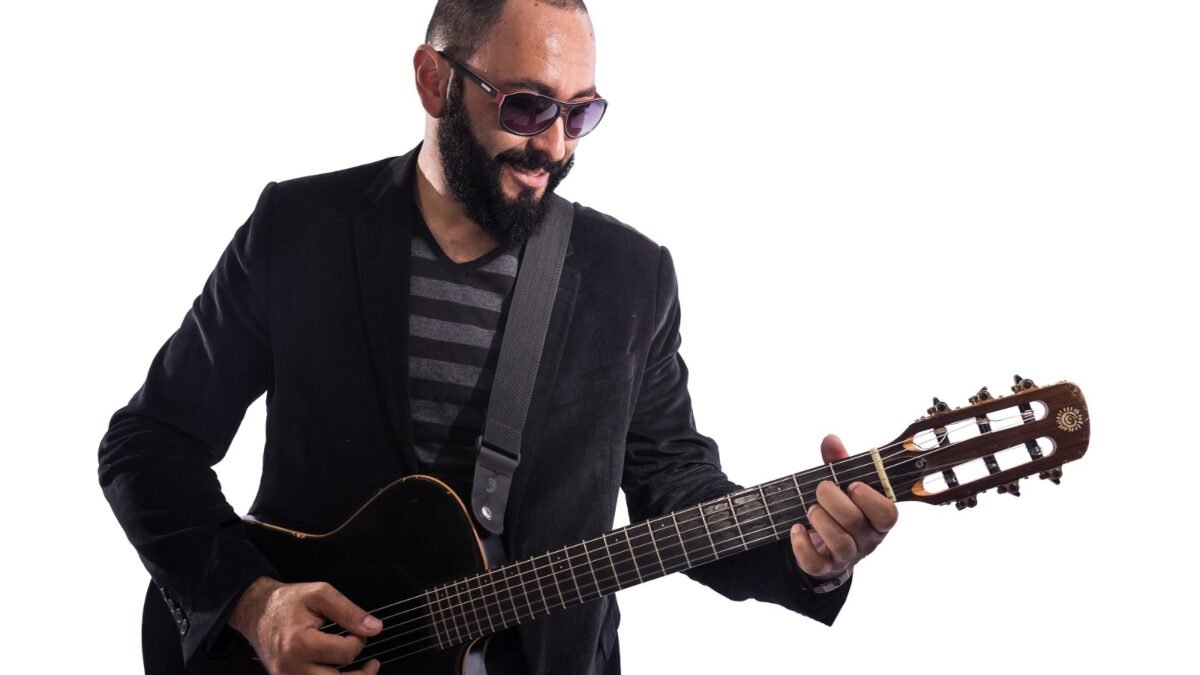 Shopping Plaza Rio das Ostras apresenta fim de semana de MPB, pop rock e samba