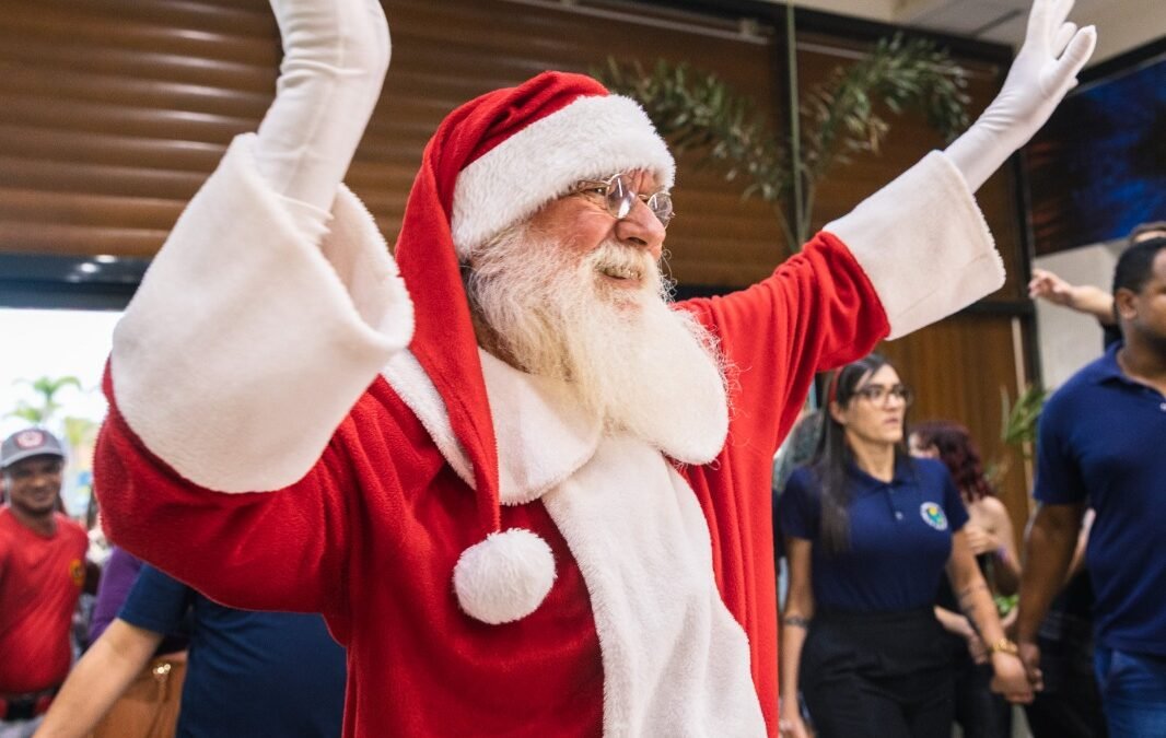 A chegada do Papai Noel marcará a abertura oficial do natal no Shopping Plaza. Foto: Divulgação