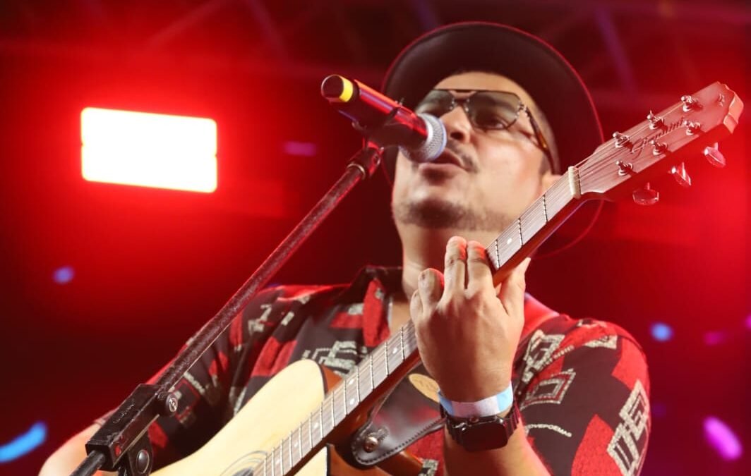 Artistas locais fazem shows gratuitos na Vila Gourmet de quinta a domingo. Foto: Divulgação